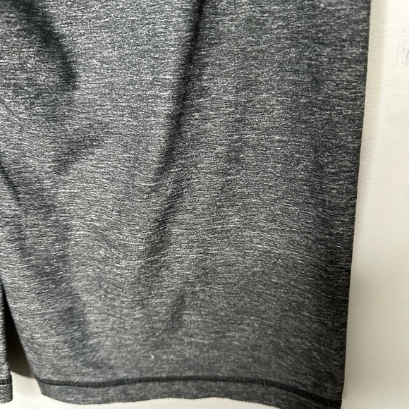 Lululemon Clam Digger Crops Heathered Deep Coal Size 6 - Picture 5 of 10